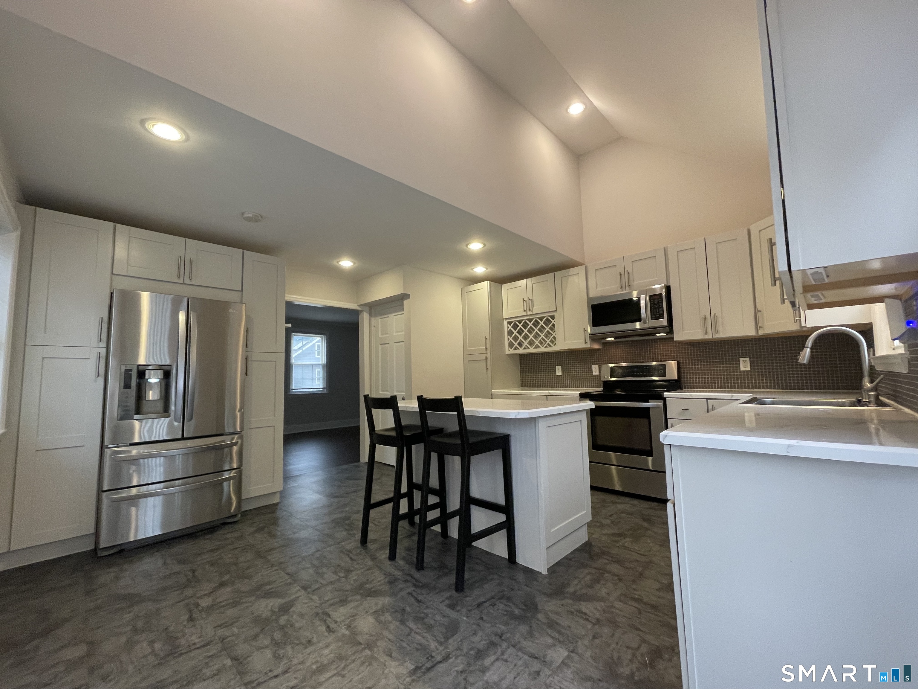 86 Ferndale Avenue Stratford CT 06614