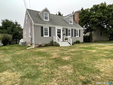86 Ferndale Avenue Stratford CT 06614