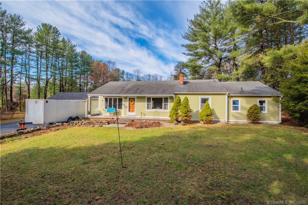 73 Harris Road Avon CT 06001