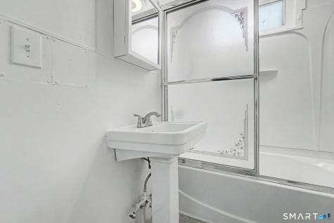 52 Alder Street Waterbury CT 06708
