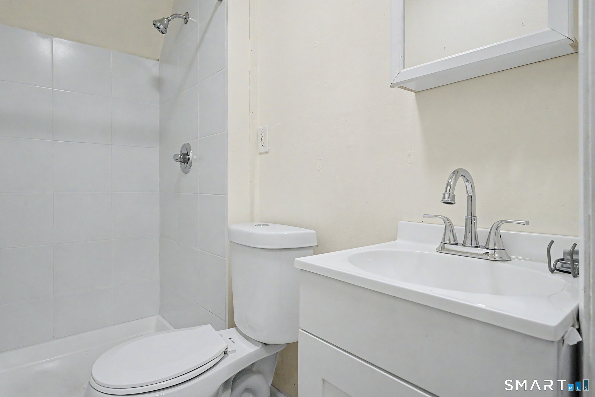 52 Alder Street Waterbury CT 06708