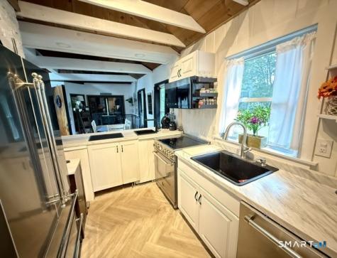 98 Oswegatchie Road Waterford CT 06385