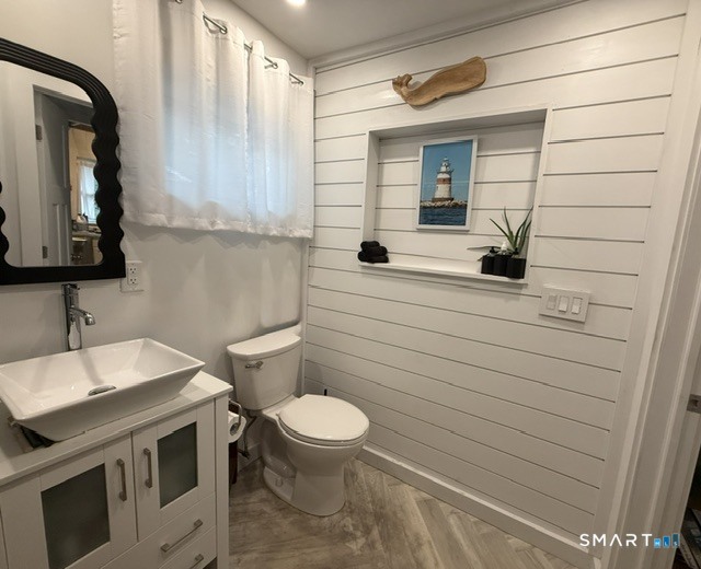 98 Oswegatchie Road Waterford CT 06385