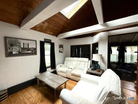 98 Oswegatchie Road Waterford CT 06385