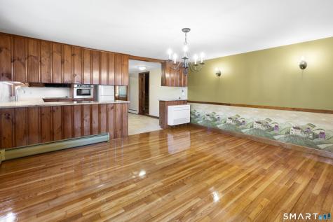 1645 Route 169 Woodstock CT 06281