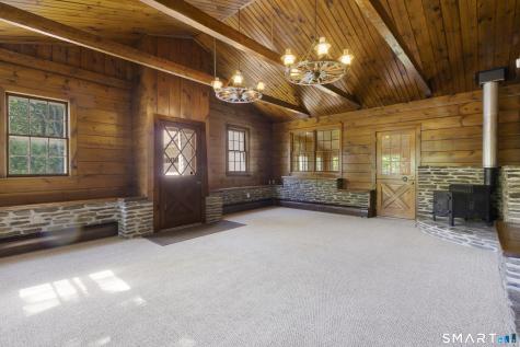 1645 Route 169 Woodstock CT 06281