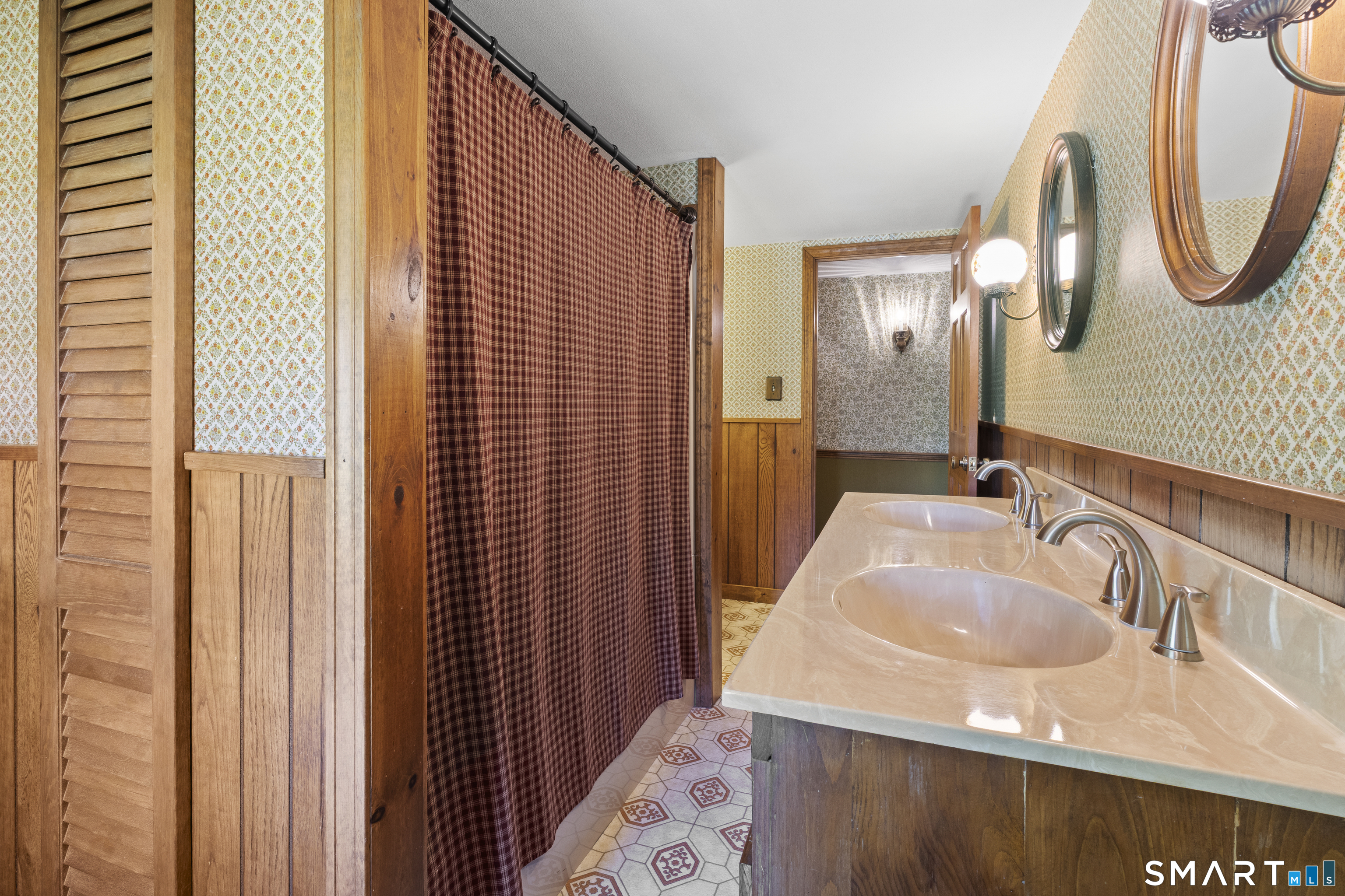 1645 Route 169 Woodstock CT 06281