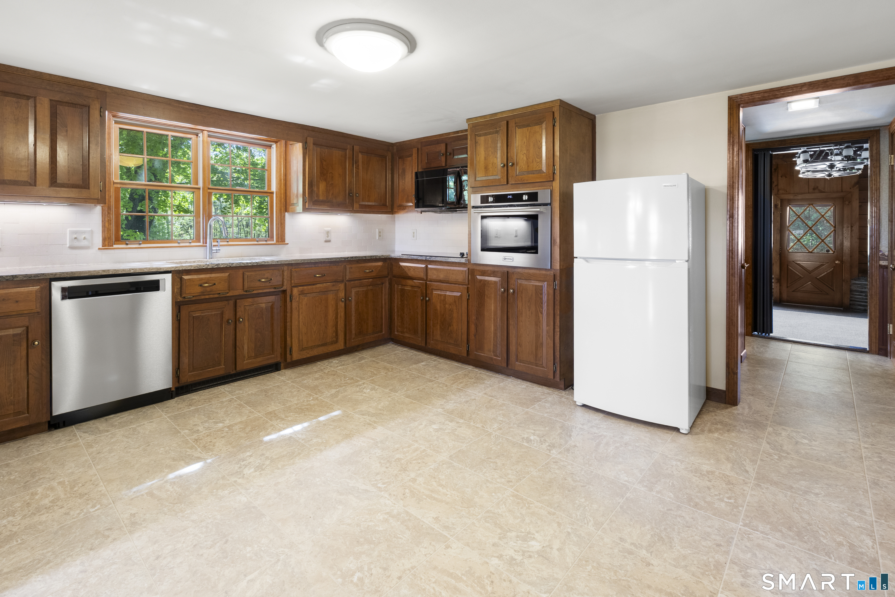 1645 Route 169 Woodstock CT 06281
