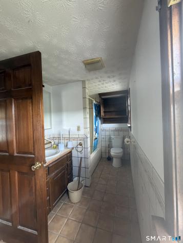 472 West Street Bristol CT 06010