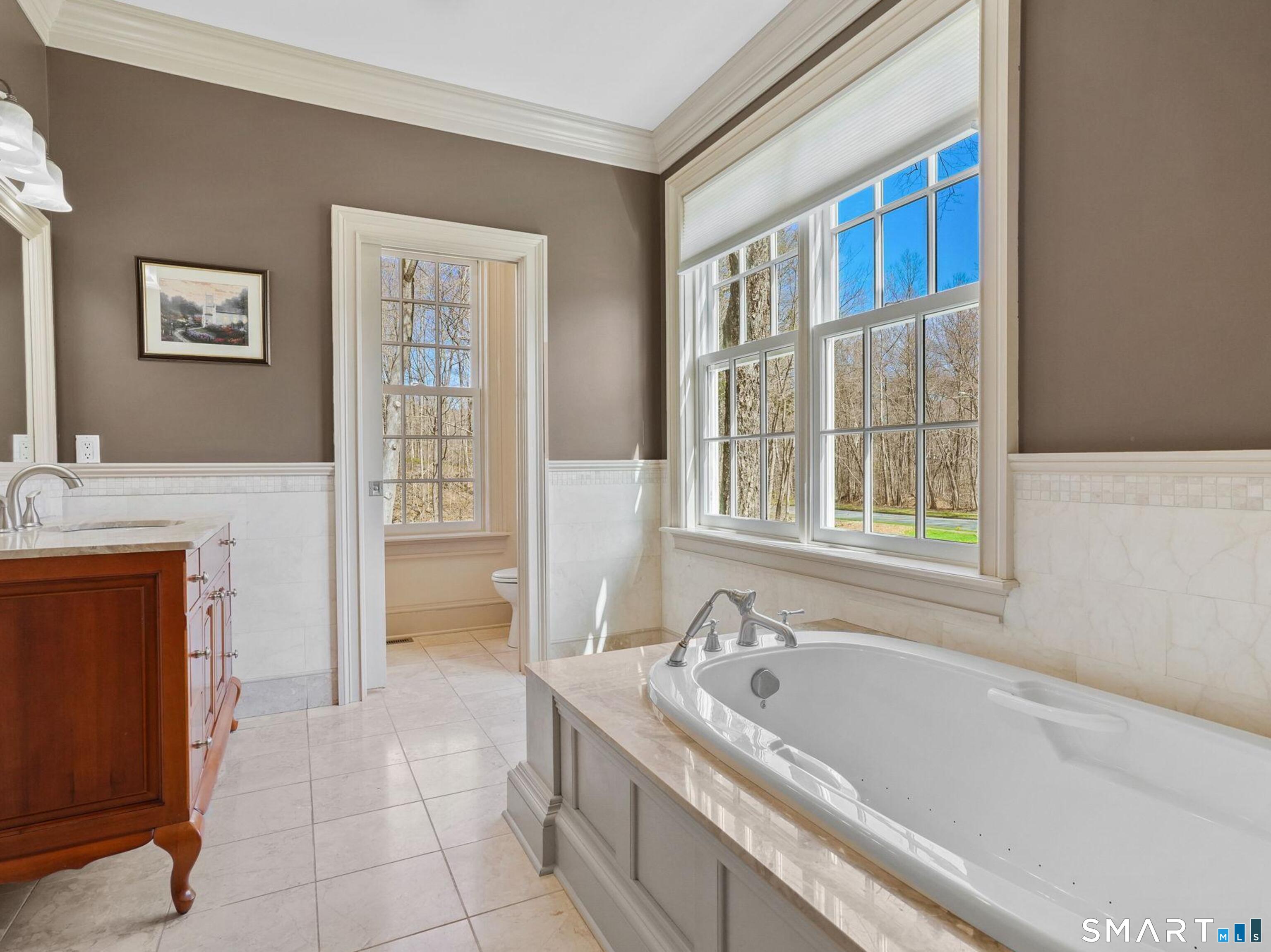 15 Shire Court Cheshire CT 06410
