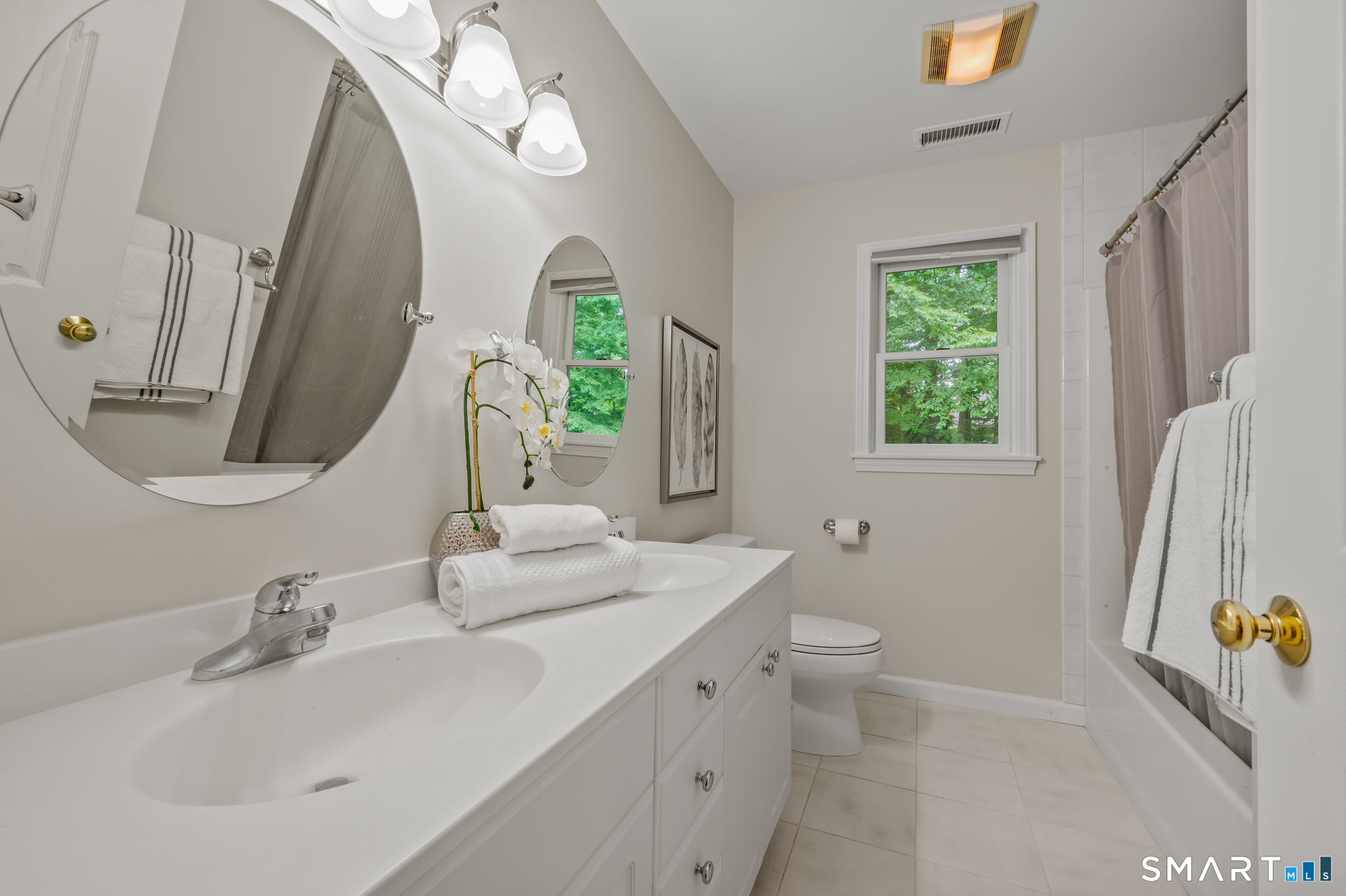 31 Grant Drive Avon CT 06001