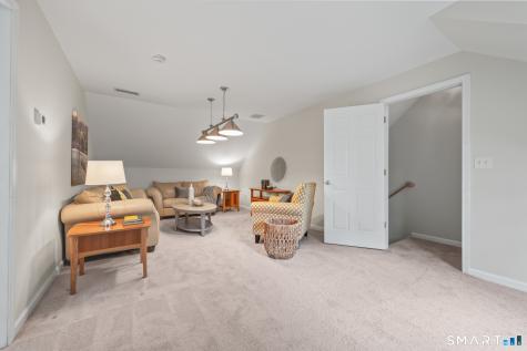 31 Grant Drive Avon CT 06001