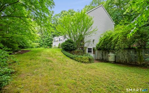 31 Grant Drive Avon CT 06001