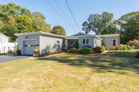 88 Eastwood Road Groton CT 06340