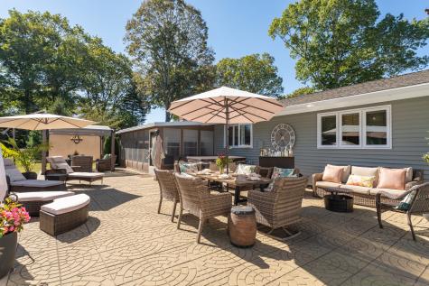 88 Eastwood Road Groton CT 06340