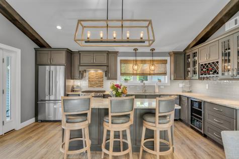 88 Eastwood Road Groton CT 06340