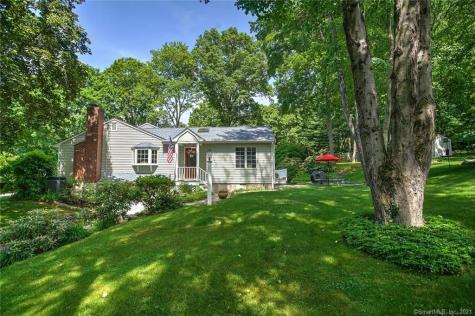 401 Lakeview Drive Fairfield CT 06825