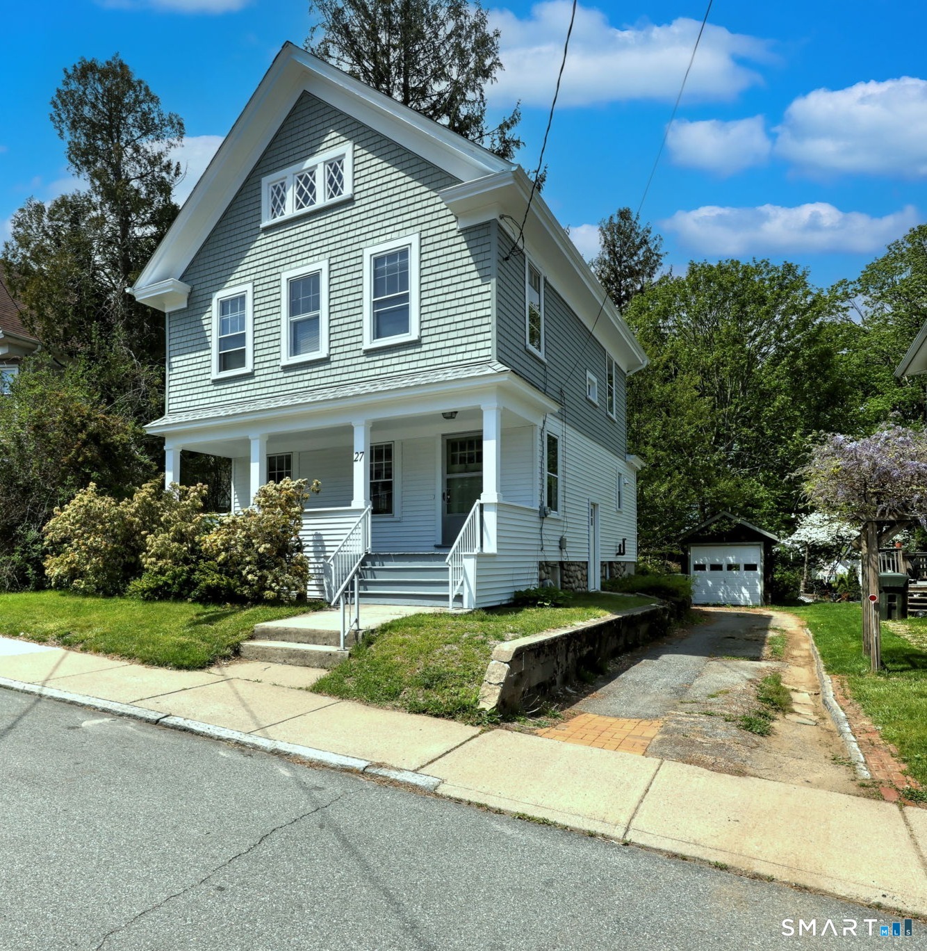 27 Gorton Street New London CT 06320