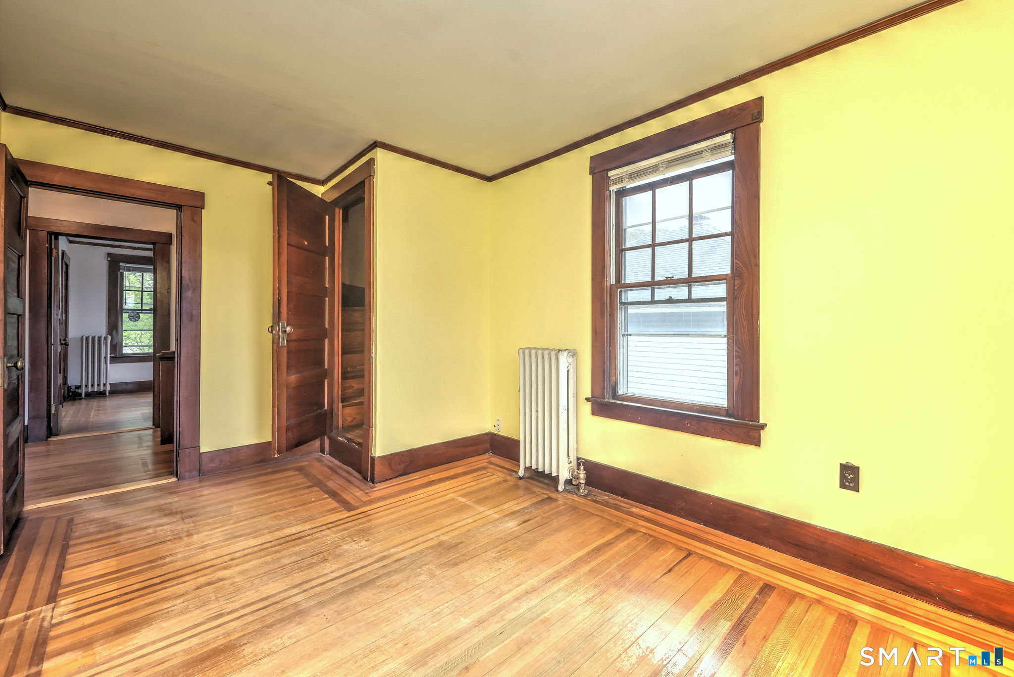 27 Gorton Street New London CT 06320