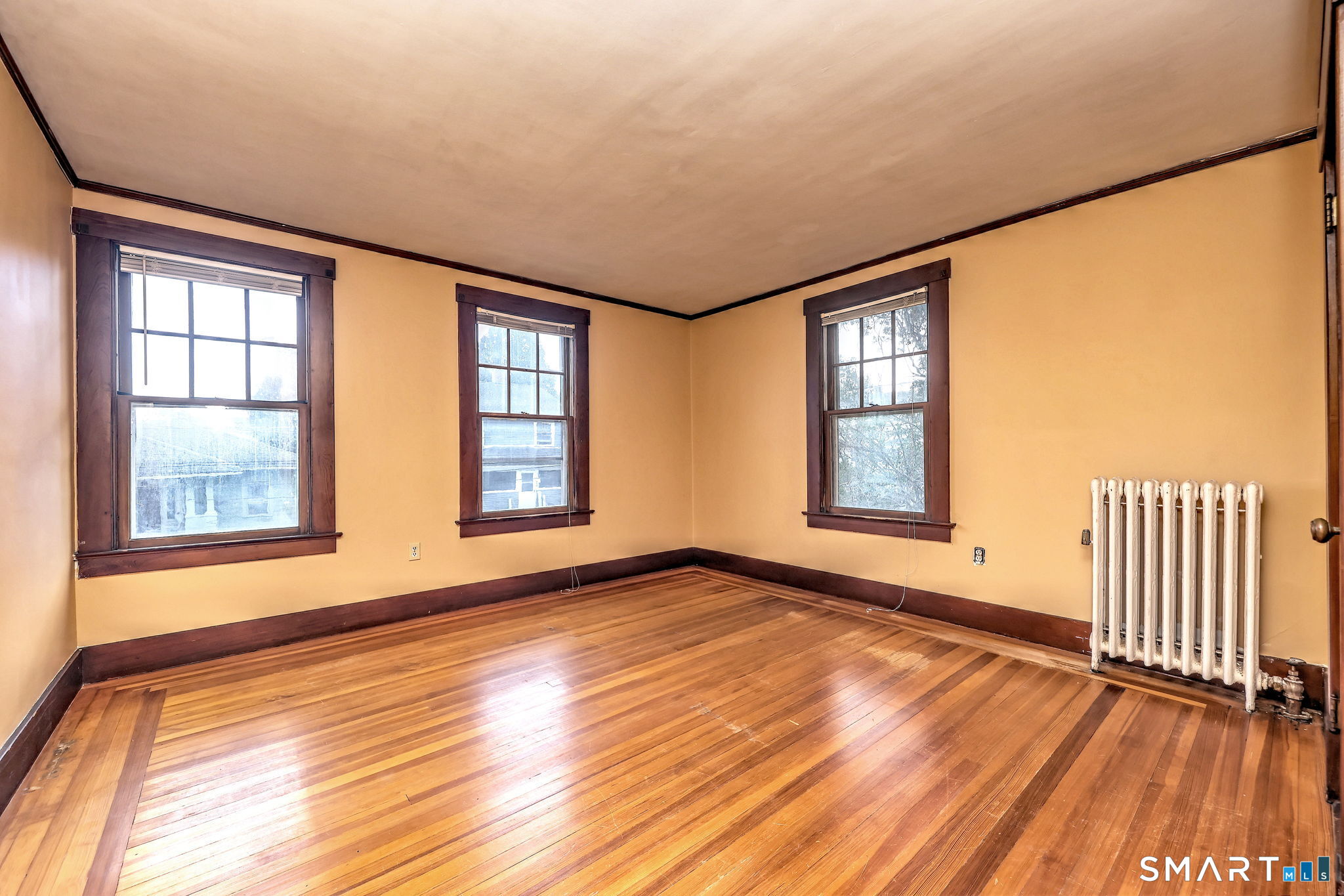 27 Gorton Street New London CT 06320