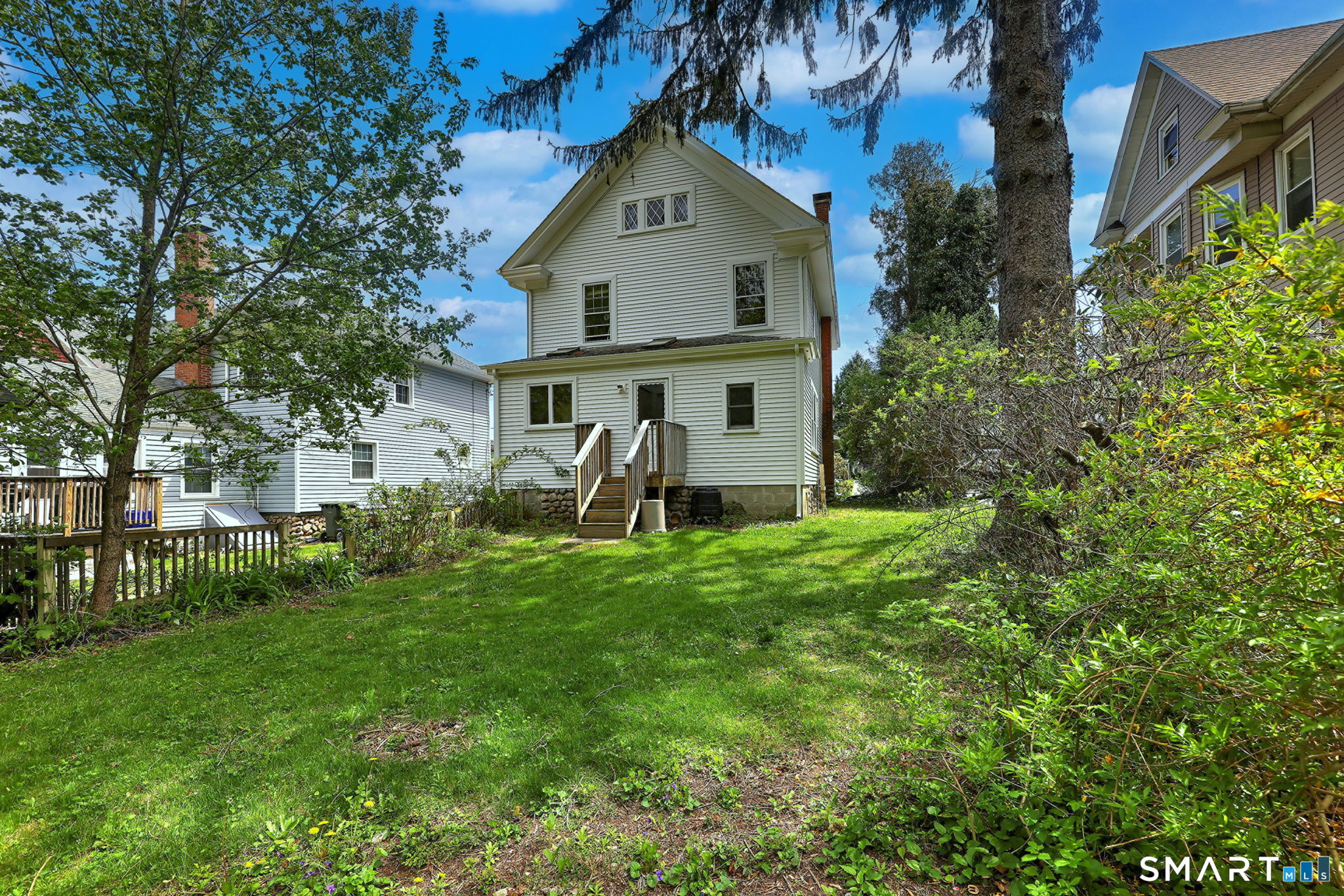 27 Gorton Street New London CT 06320