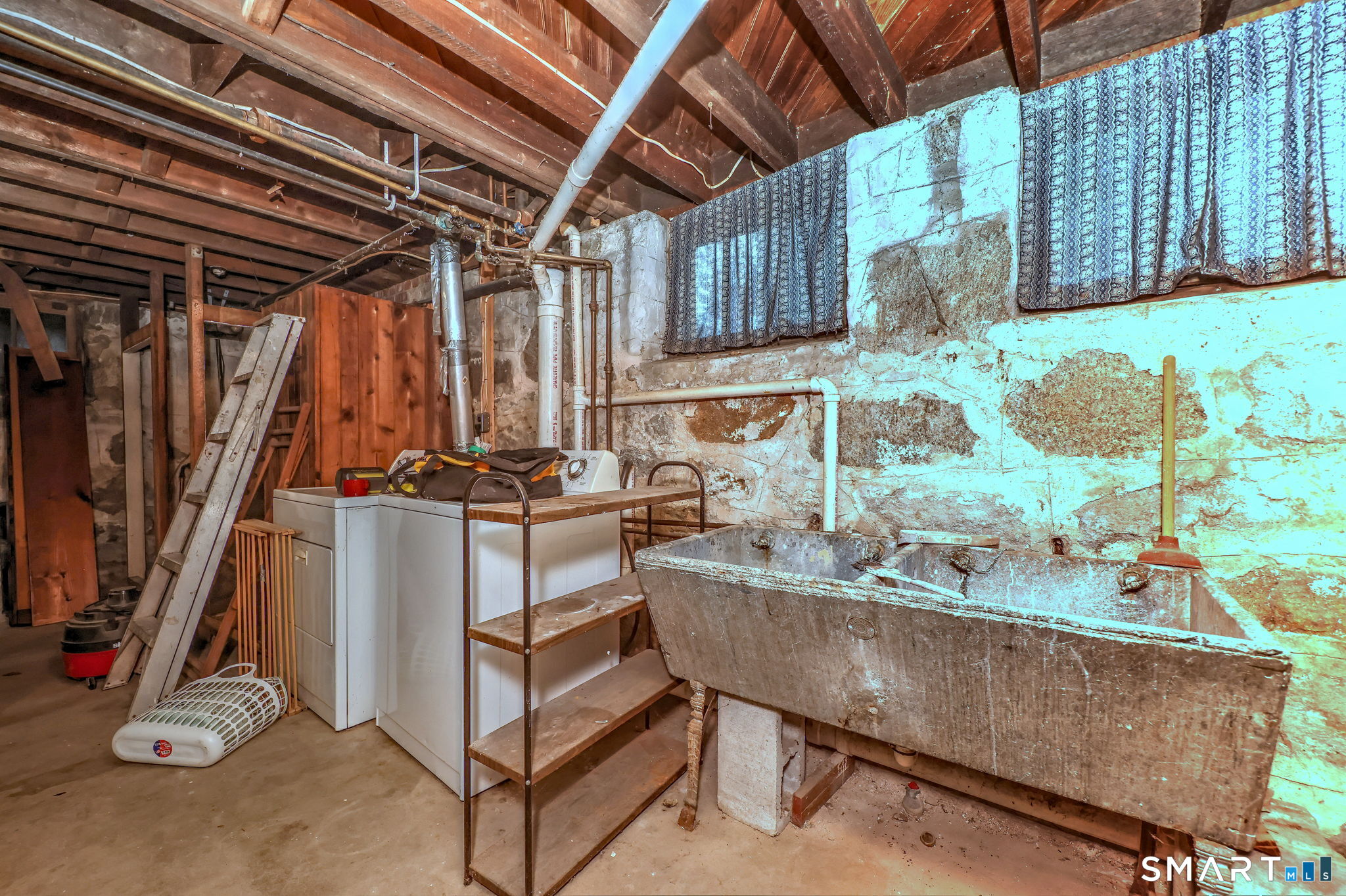 27 Gorton Street New London CT 06320