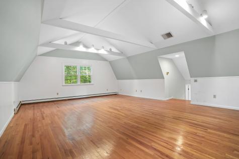 2 Winding Brook Road Newtown CT 06470