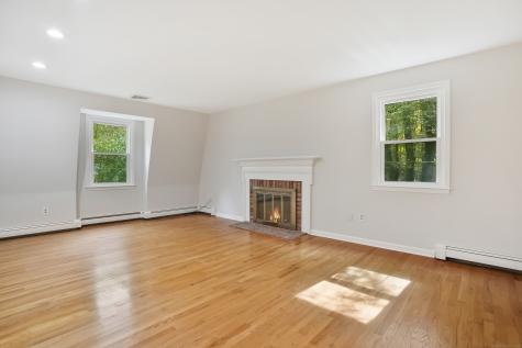 2 Winding Brook Road Newtown CT 06470