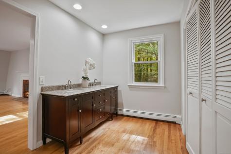 2 Winding Brook Road Newtown CT 06470