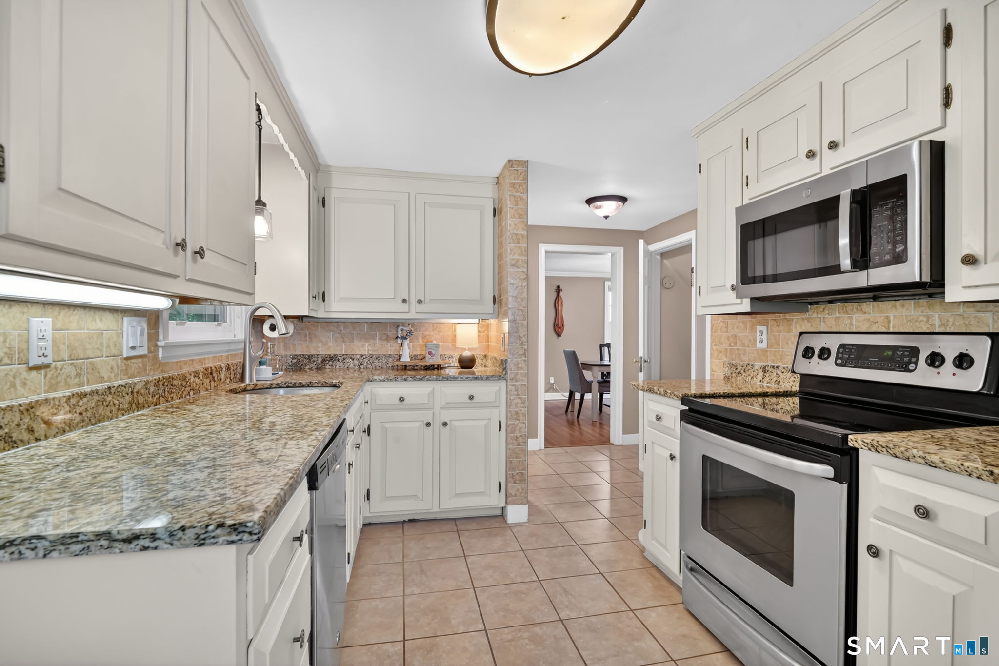 36 Oakdale Street Wethersfield CT 06109