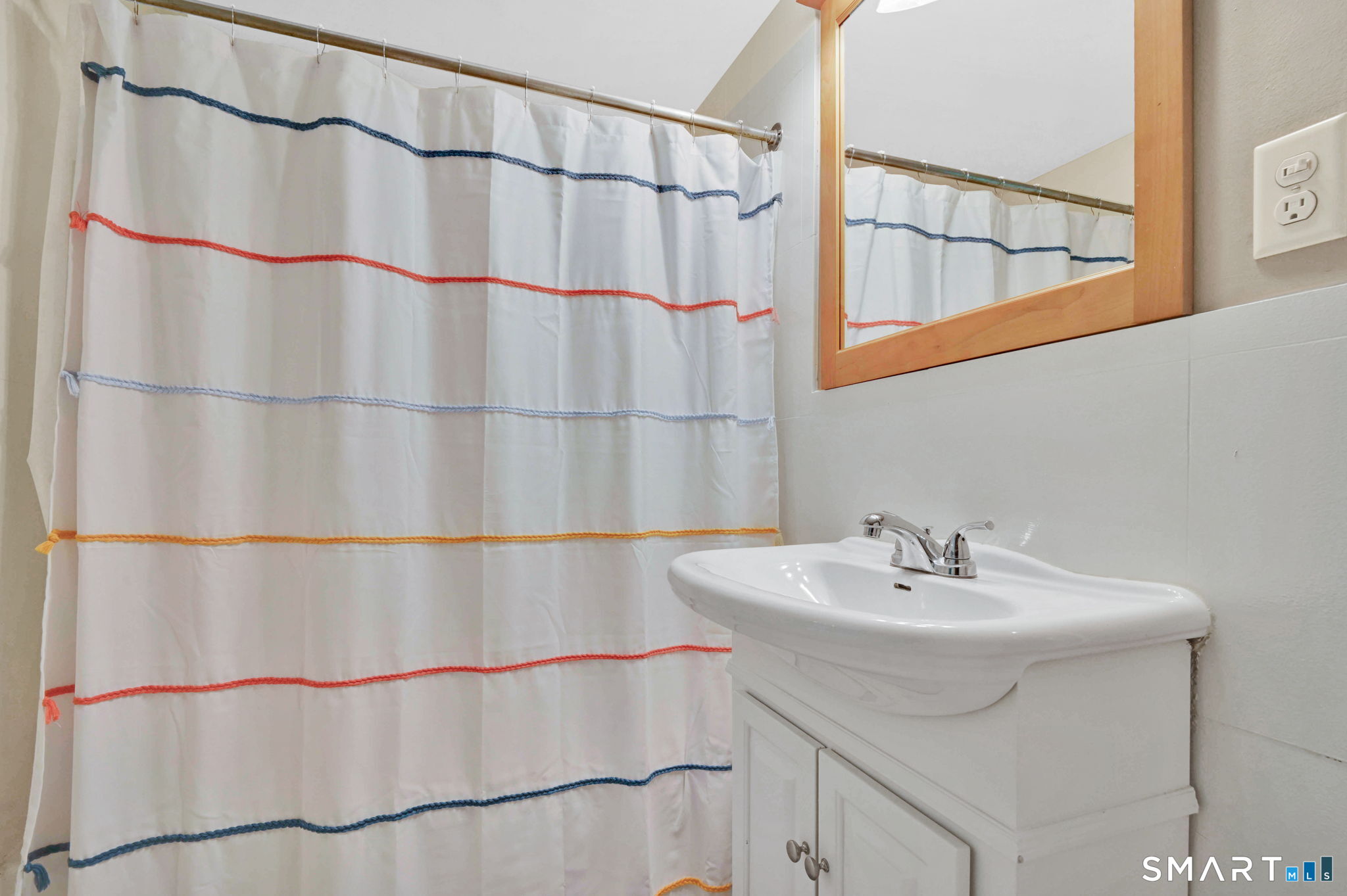 36 Oakdale Street Wethersfield CT 06109