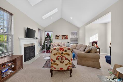 25 Auburn Way Torrington CT 06790