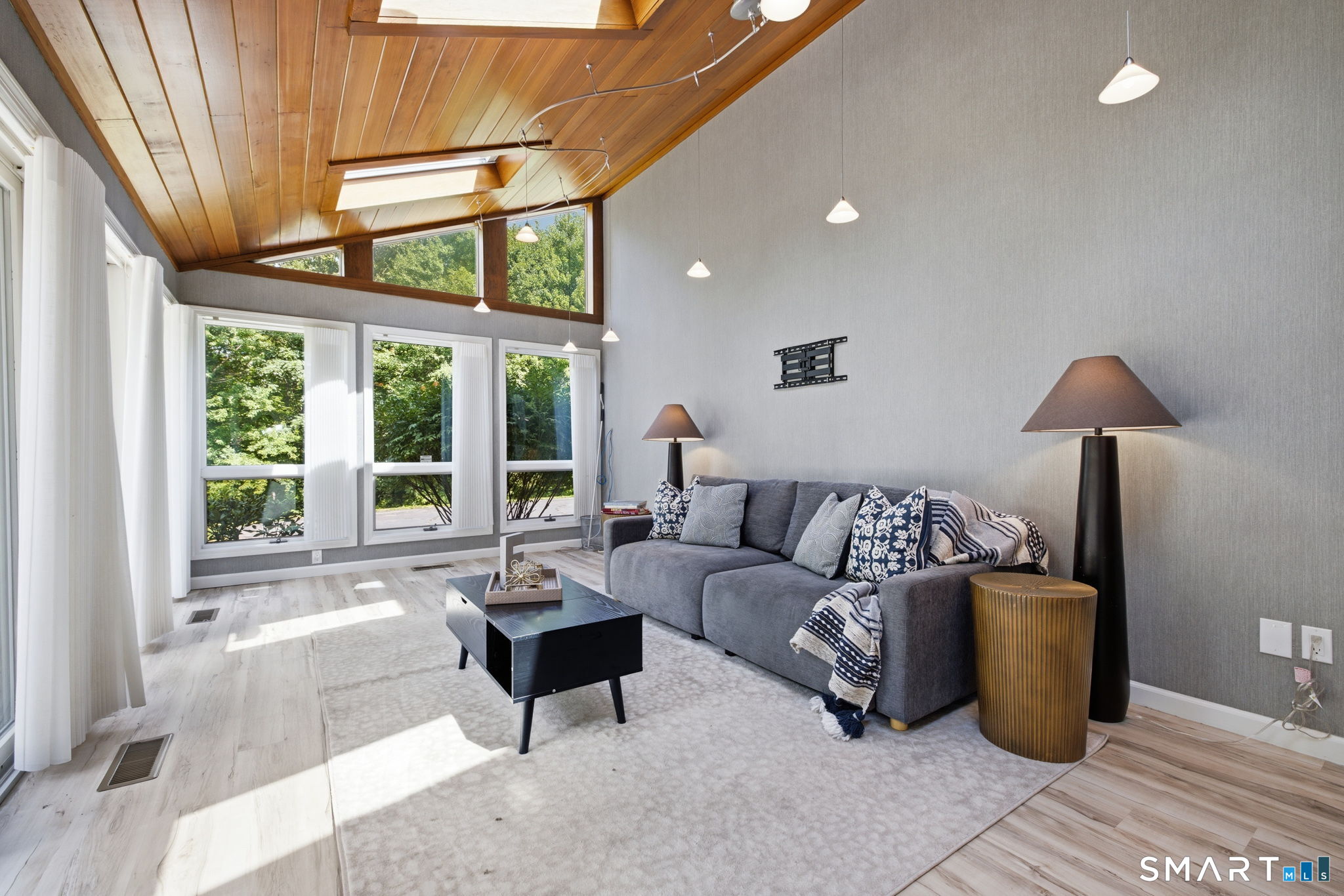 115 Somerwynd Lane Suffield CT 06078