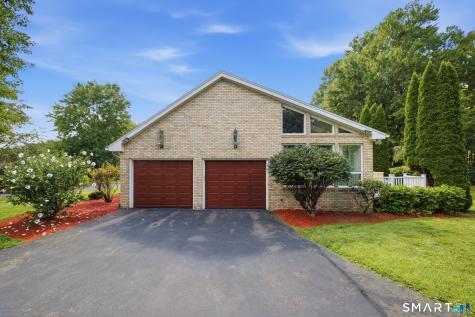 115 Somerwynd Lane Suffield CT 06078