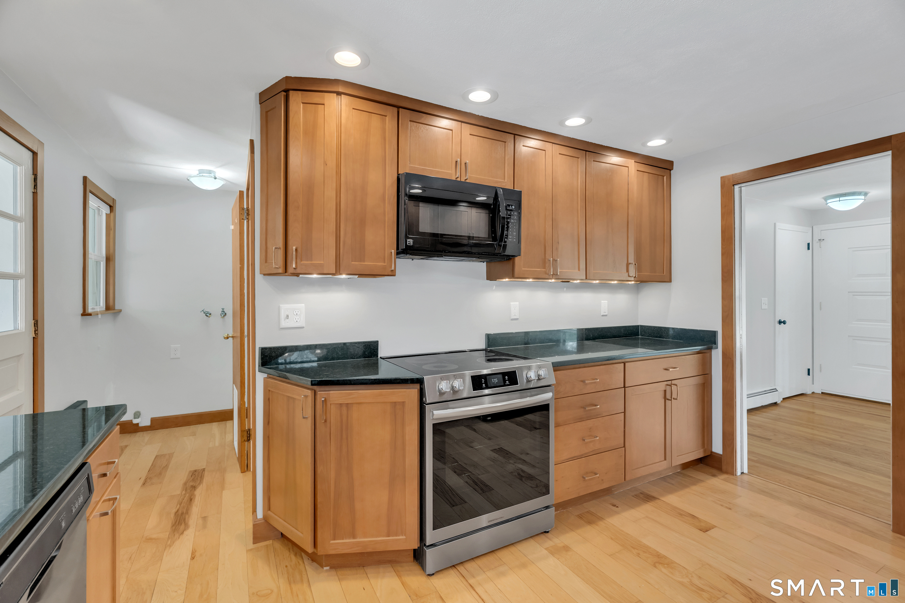 20 Haynes Road West Hartford CT 06117