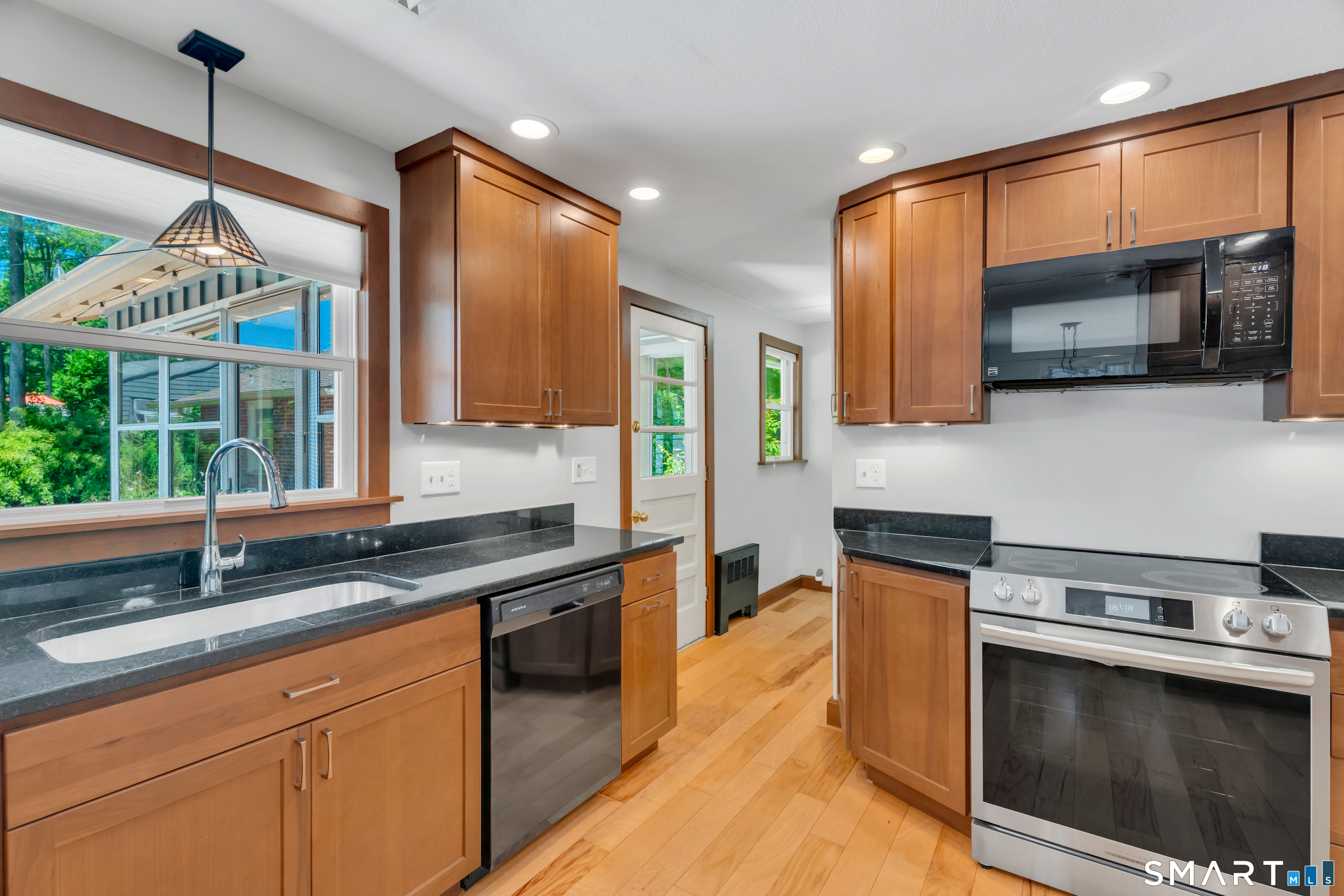 20 Haynes Road West Hartford CT 06117