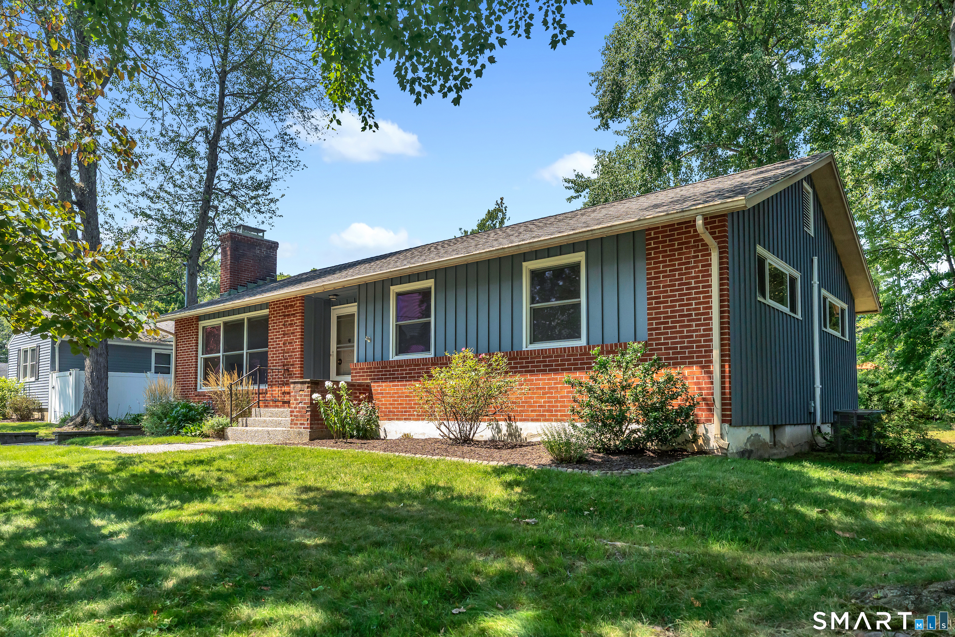 20 Haynes Road West Hartford CT 06117
