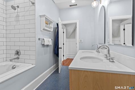 99 Garnet Park Road Madison CT 06443