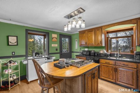 58 Viens Street Putnam CT 06260