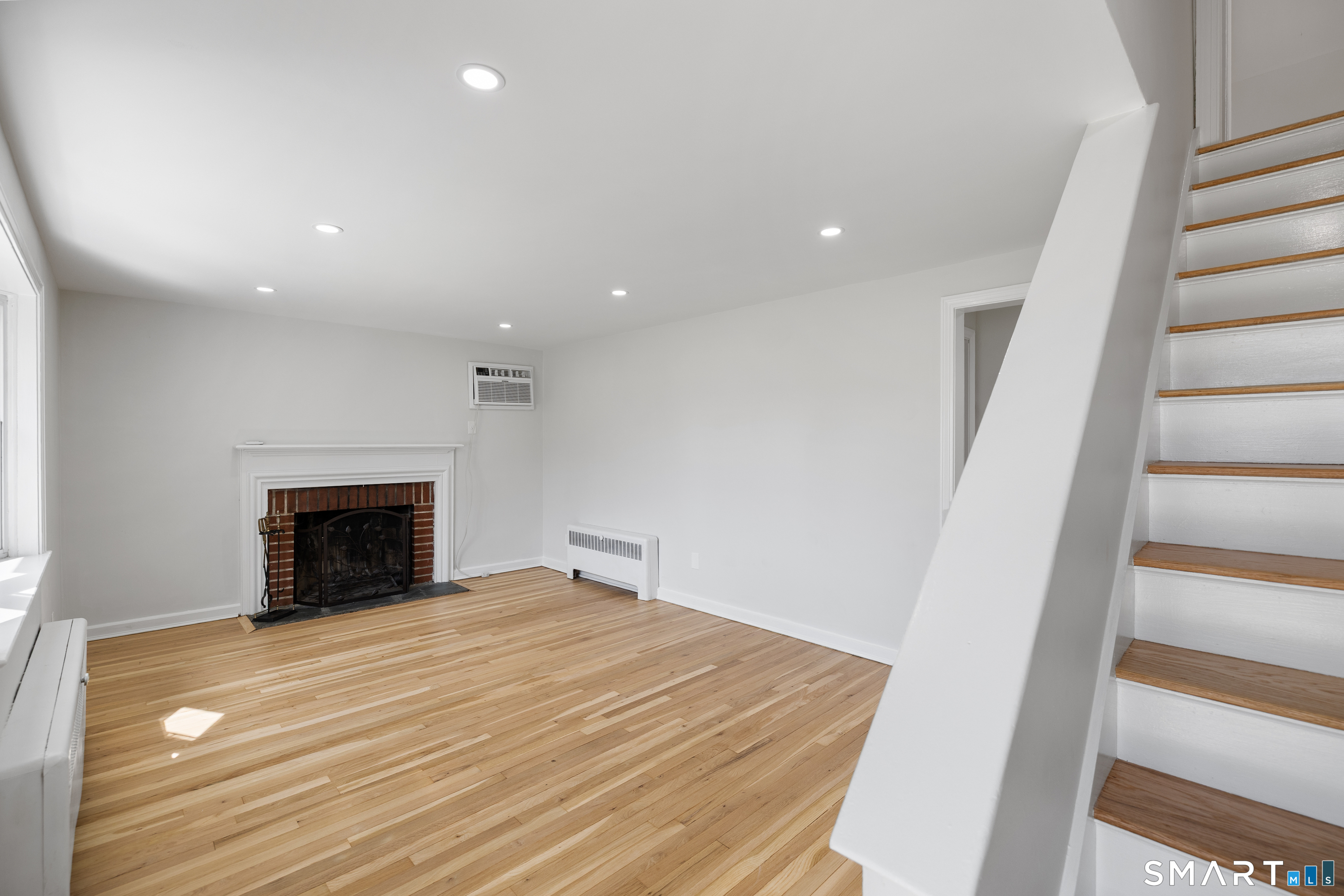 122 Capen Street Windsor CT 06095