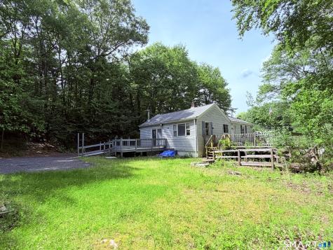 606 Route 163 Montville CT 06370