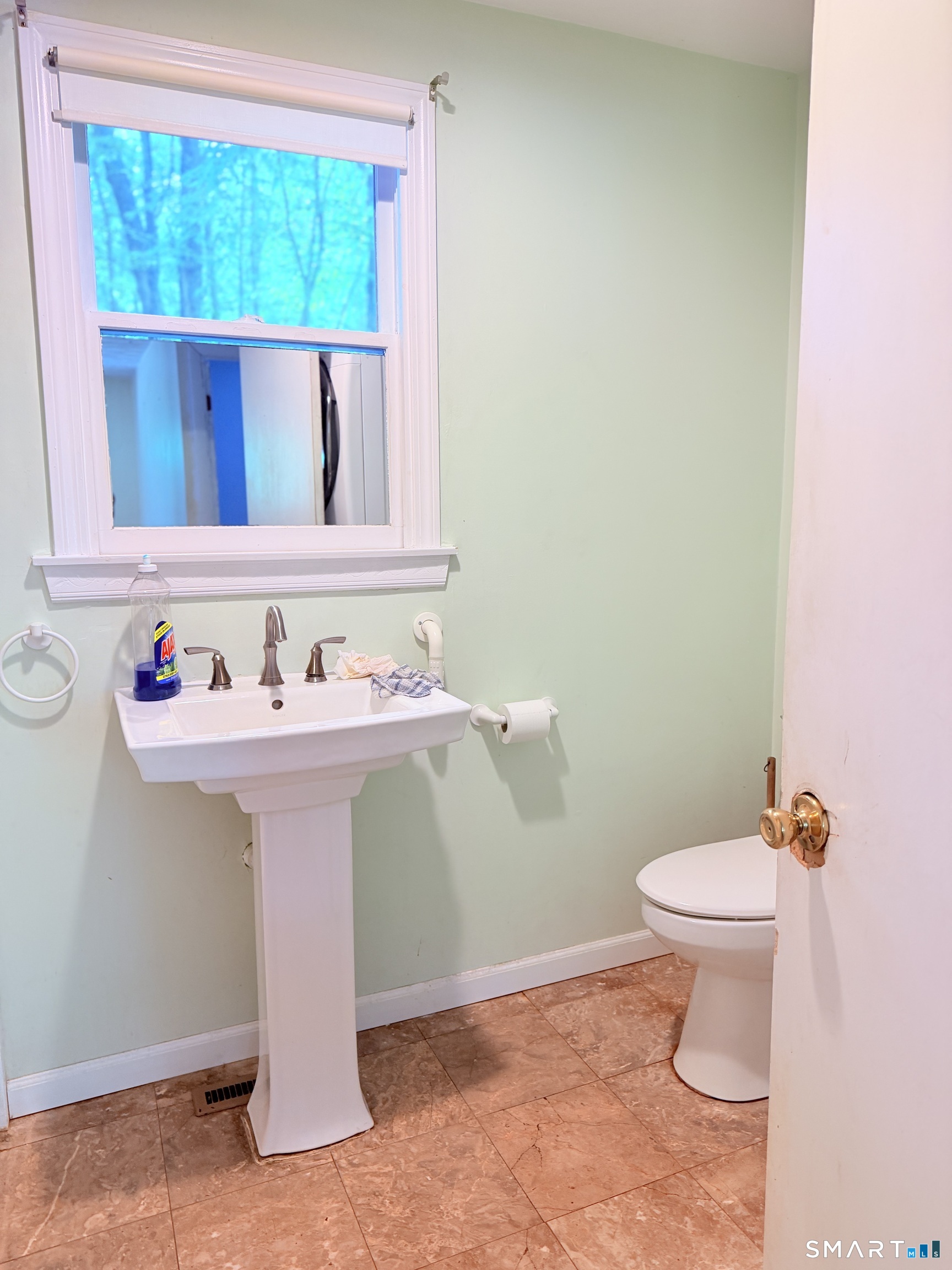 606 Route 163 Montville CT 06370