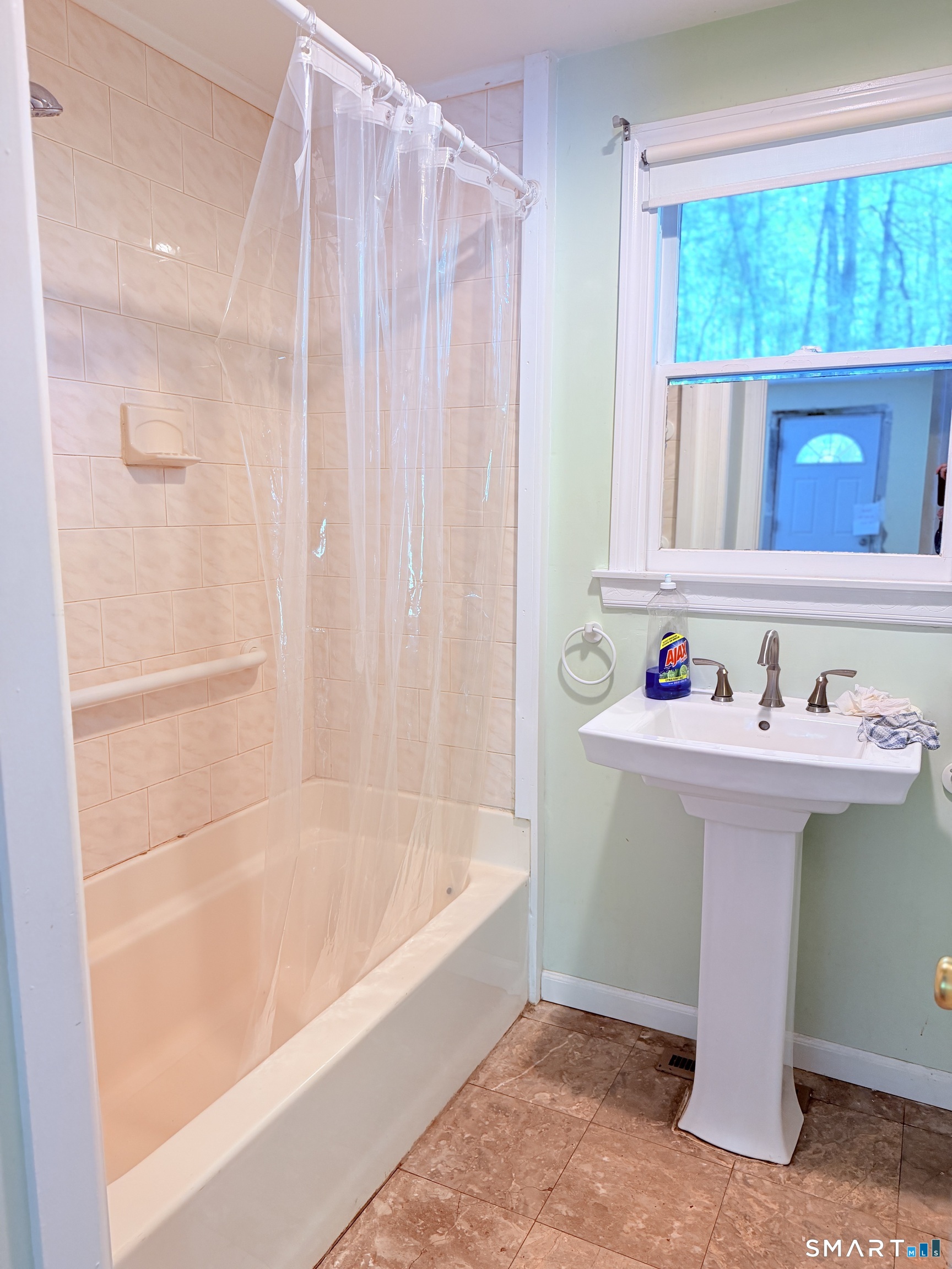 606 Route 163 Montville CT 06370