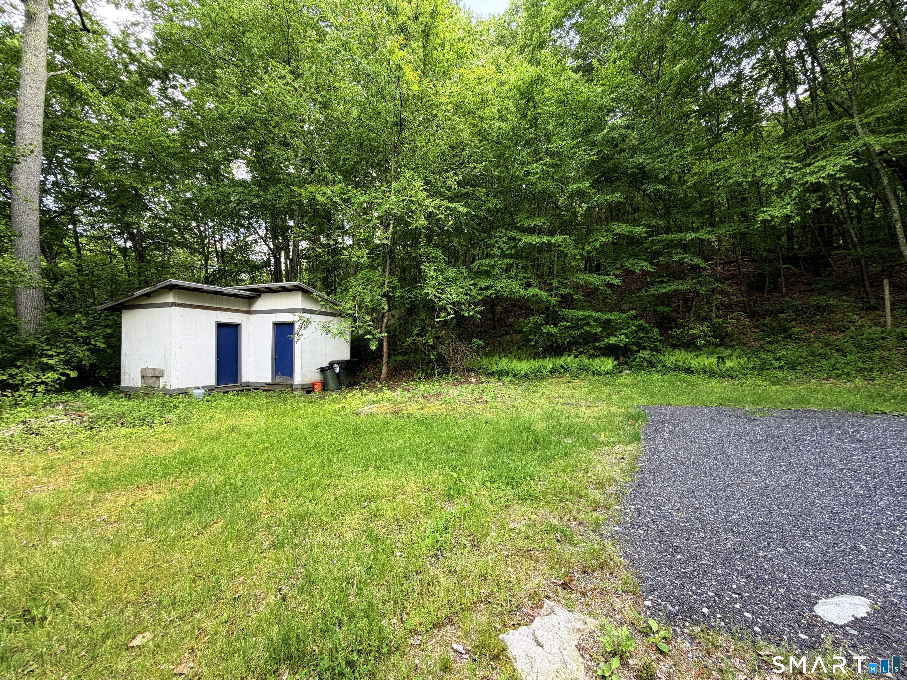 606 Route 163 Montville CT 06370