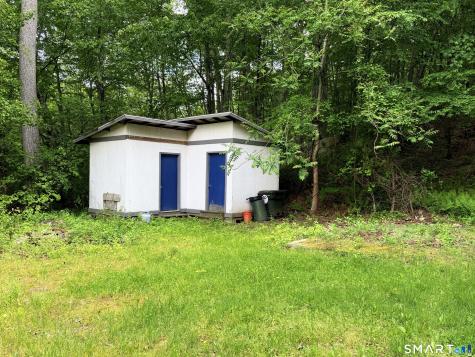 606 Route 163 Montville CT 06370