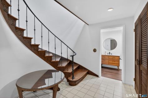 230 Six Rod Highway Hamden CT 06518