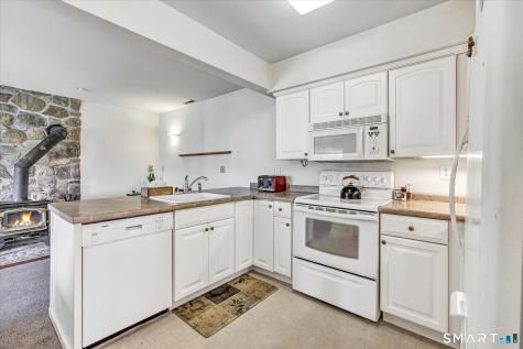 13 Longview Drive Brookfield CT 06804