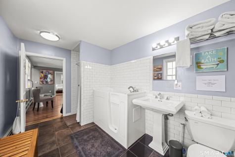 45 Huntington Avenue Norwich CT 06360