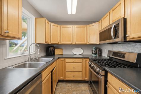 13 Terre Haute Road Danbury CT 06810