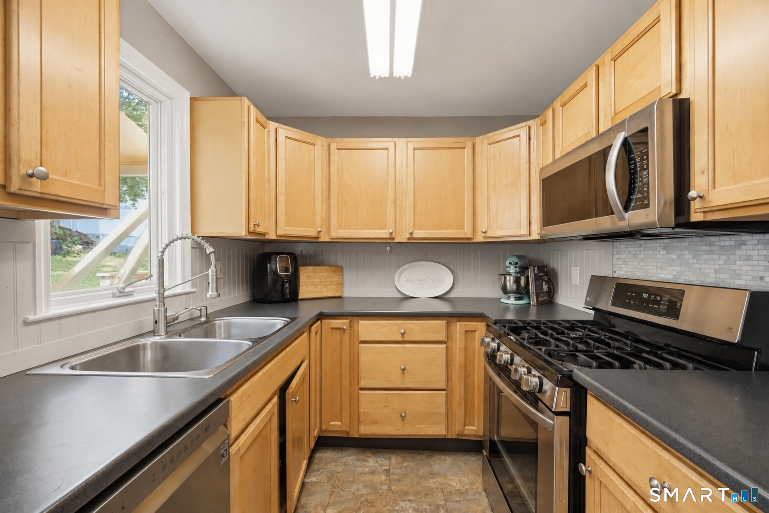 13 Terre Haute Road Danbury CT 06810